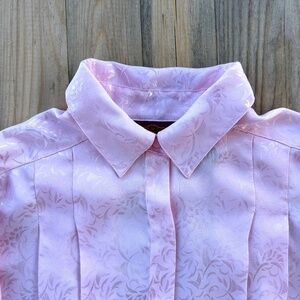 Vintage baby pink Shirt Size M